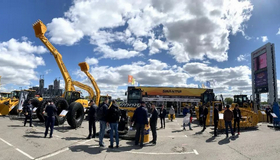 SHANTUI Exhibited Various Products at bauma CTT RUSSIA 2022