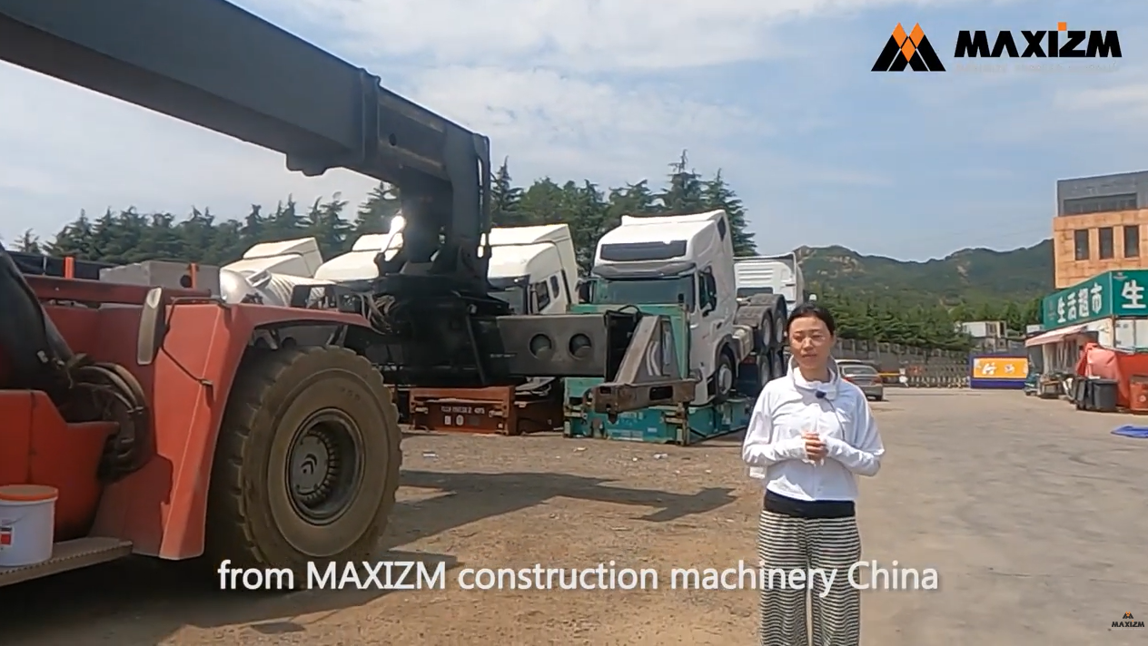 MAXIZM | HOWO T37H Tractor Head