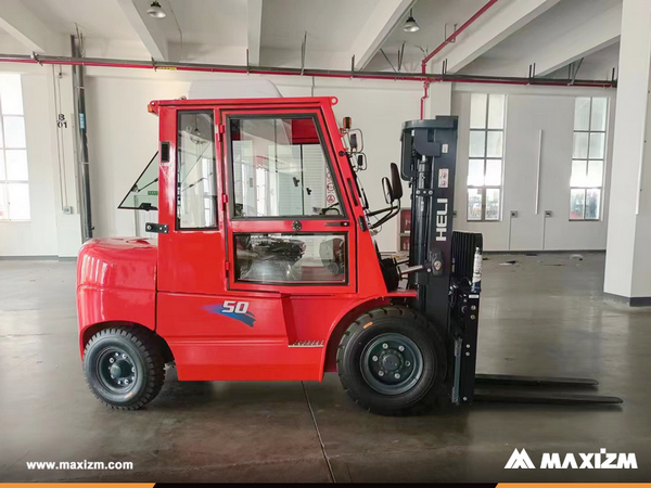 Chile - 2 Units HELI CPCD50 Forklift 