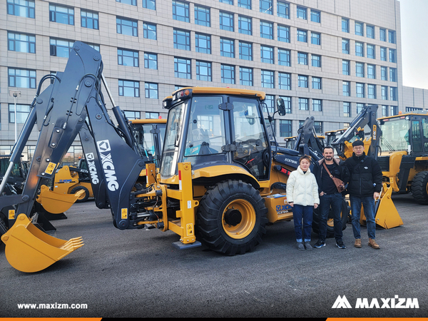 Chile Client Visited XCMG And LUTONG factories