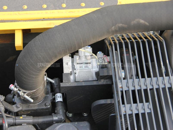 Excavator Air Conditioning: Proper Use and Maintenance in High-Temperature Environments