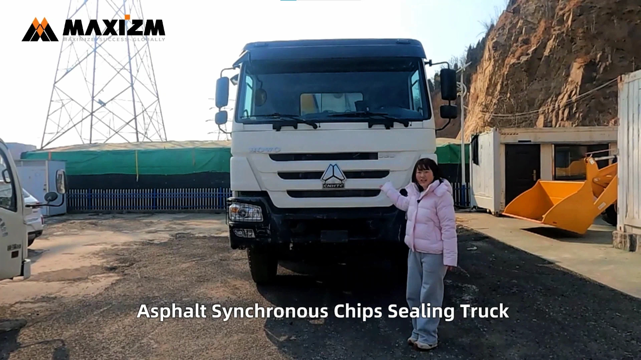  XCMG XTF1403R: The Ultimate Smart Asphalt Chip Sealing Machine