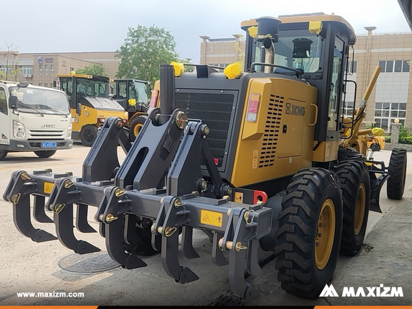 Guinea - 1 Unit XCMG GR135 Motor Grader 