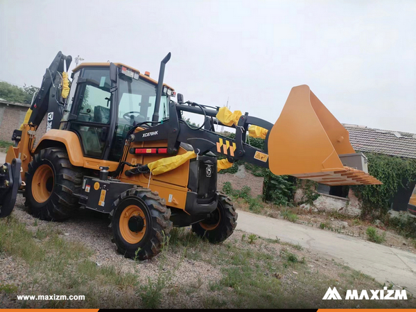 Brazil - 1 Unit XCMG XC870HK Backhoe Loader