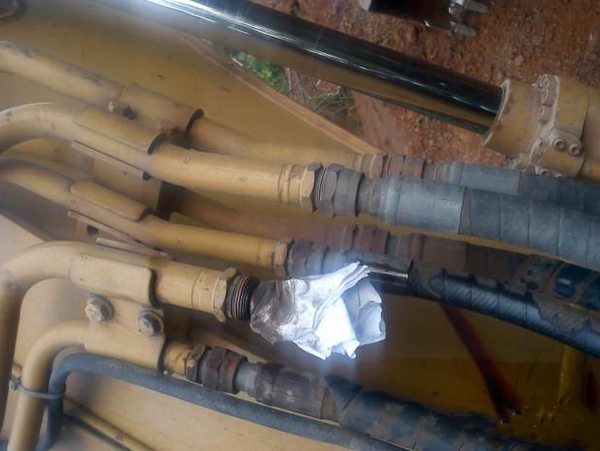 Prevention And Emergency Treatment Of Excavator Hydraulic Pipe Burst