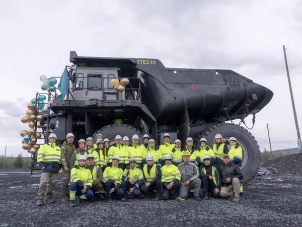 ZOOOMION's First Successful Extreme Cold Mining Area