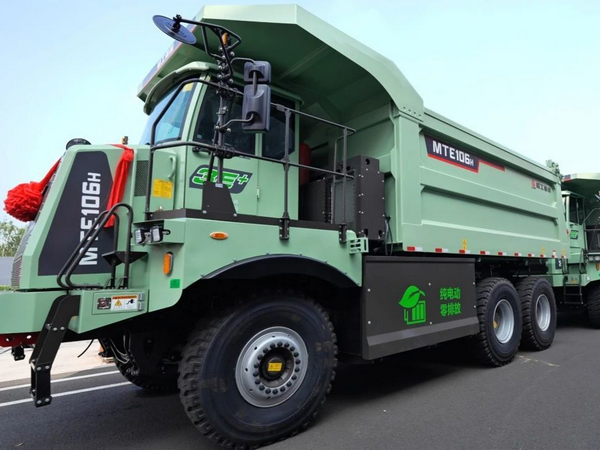 LIUGONG Dispatches 100 Pure-Electric Mining Vehicles, Marking New Milestone in Green Mine Equipment Scaling