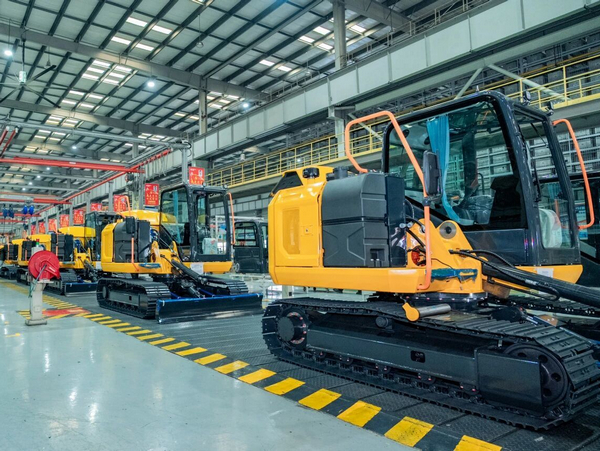 LIUGONG Marks 120,000th Excavator Milestone, Accelerating Global Growth and Innovation