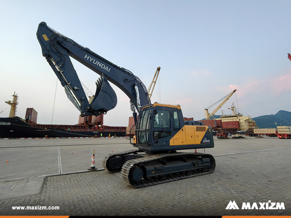 Algeria - 1 Unit HYUNDAI HX220HD Crawler Excavator