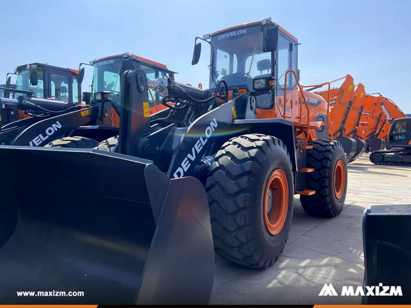 Romania - 1 Unit DEVELON SD300N Wheel Loader