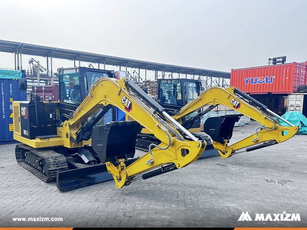 Panama - 2 Units CAT 305.5 Crawler Excavator