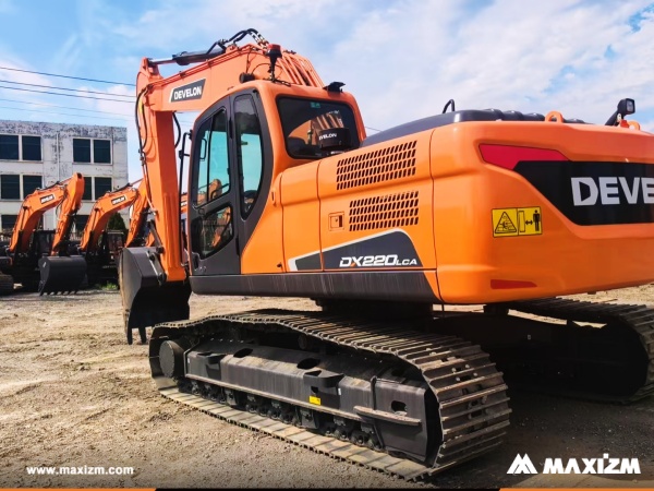 Algeria -1 Unit SHACMAN F2000 Dump Truck & 1 DEVELON DX220LCA Crawler Excavator