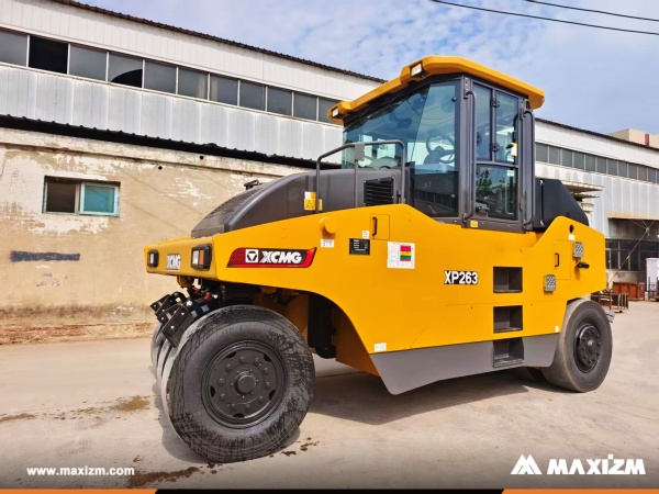 Comoros - 1 Unit XCMG XP263 Road Roller